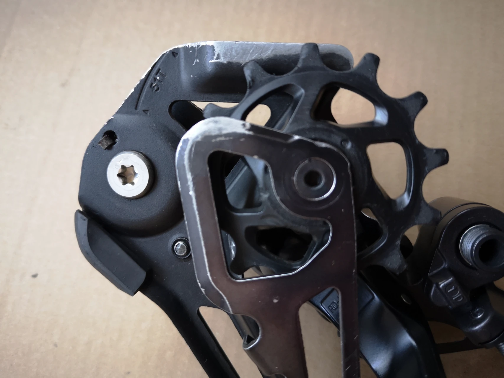 5. Grupset transmisie 12 vit shimano race face