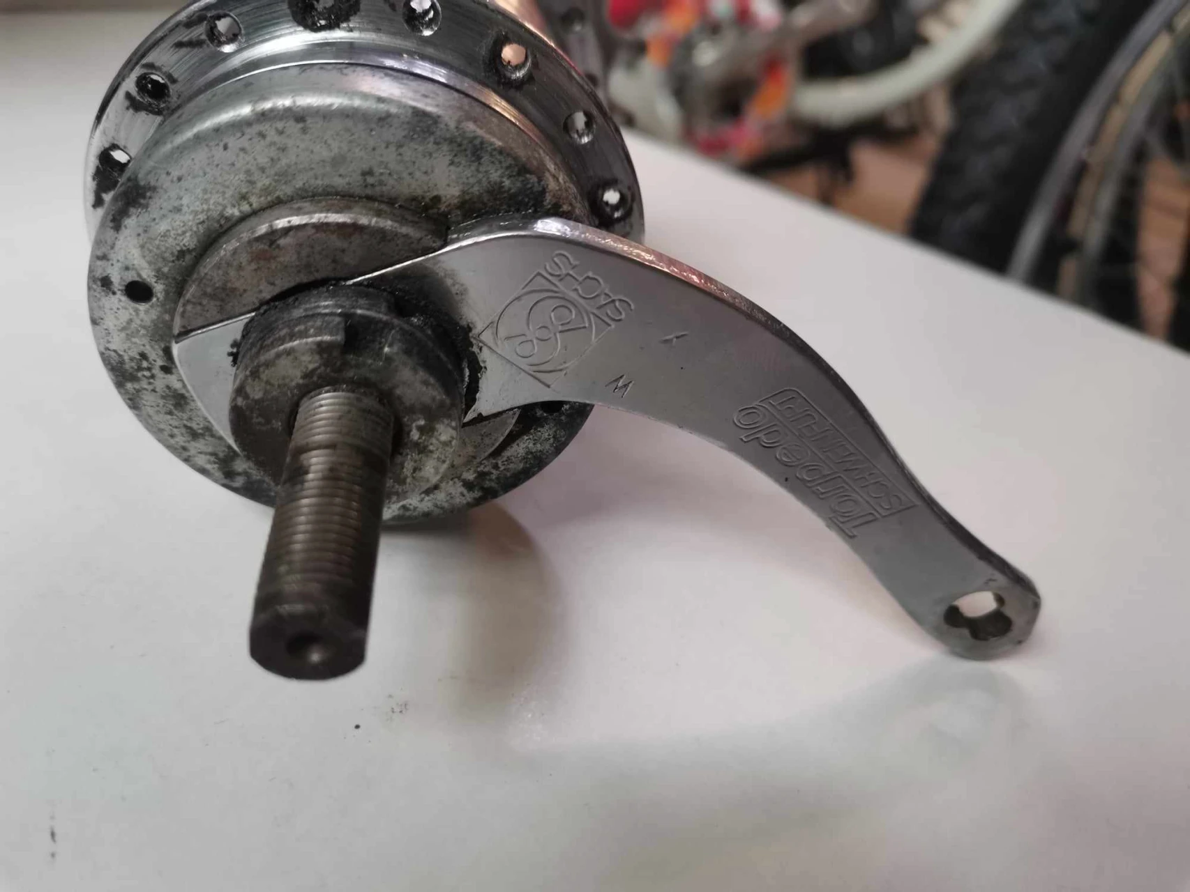 1. Butuc Sachs spate torpedo