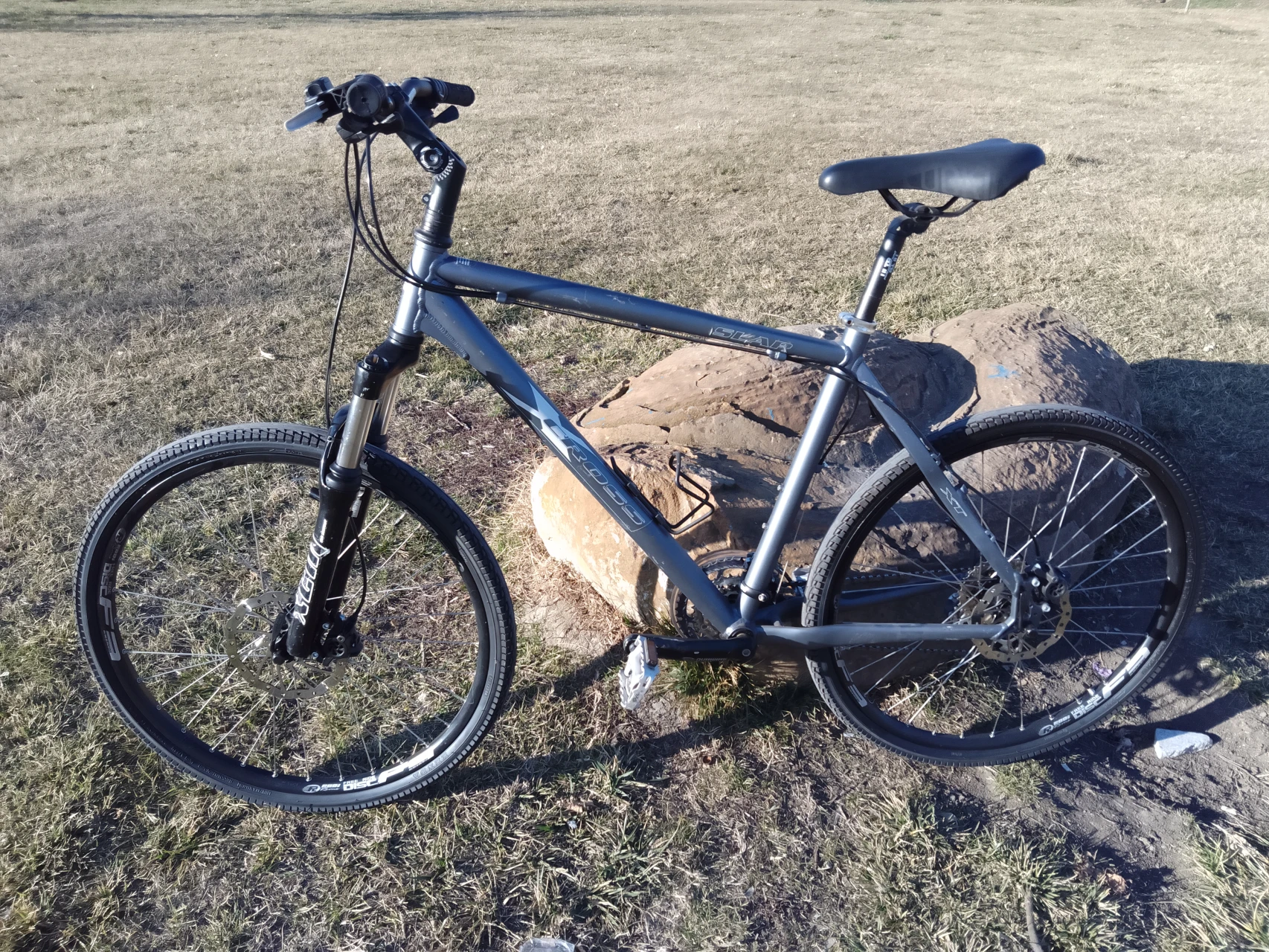 10. Bicicleta MTB 26 Cross Slap