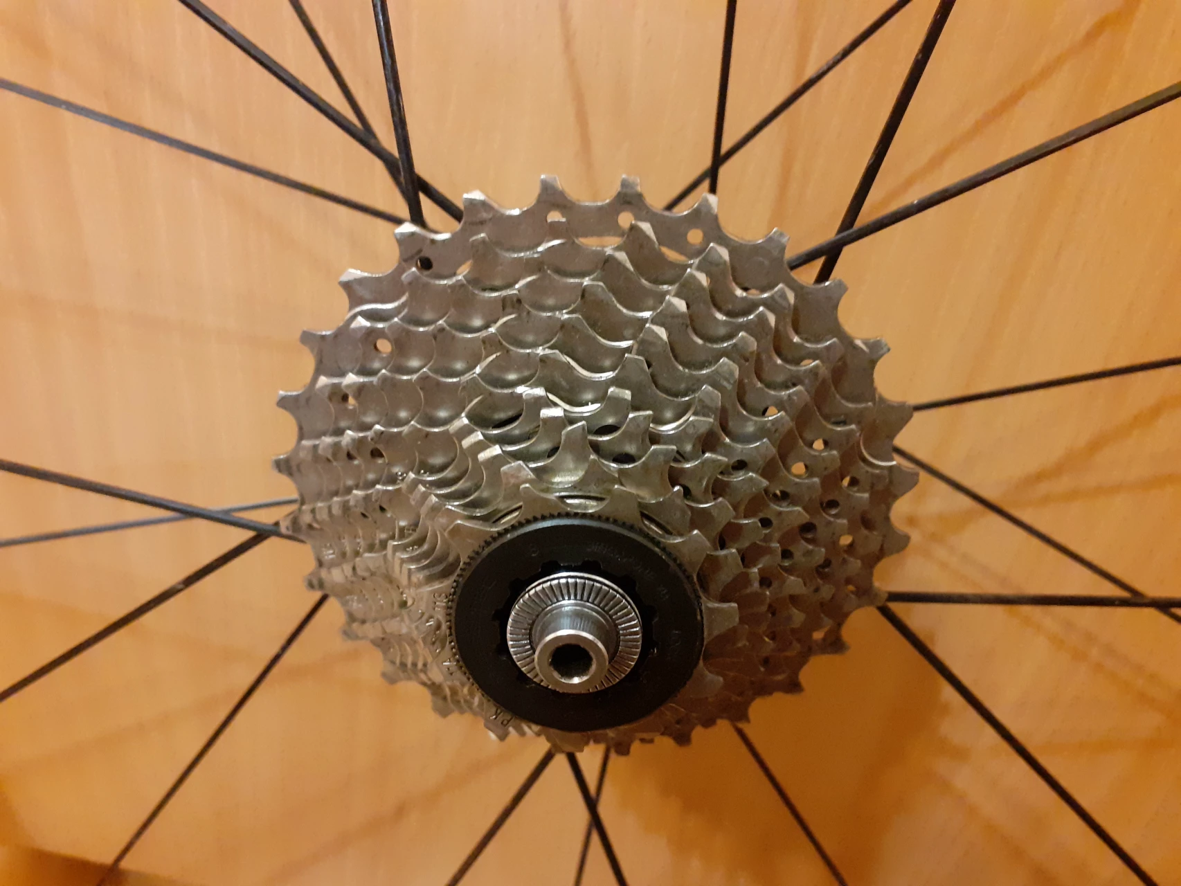 1. Roti cursiera Dura Ace C24