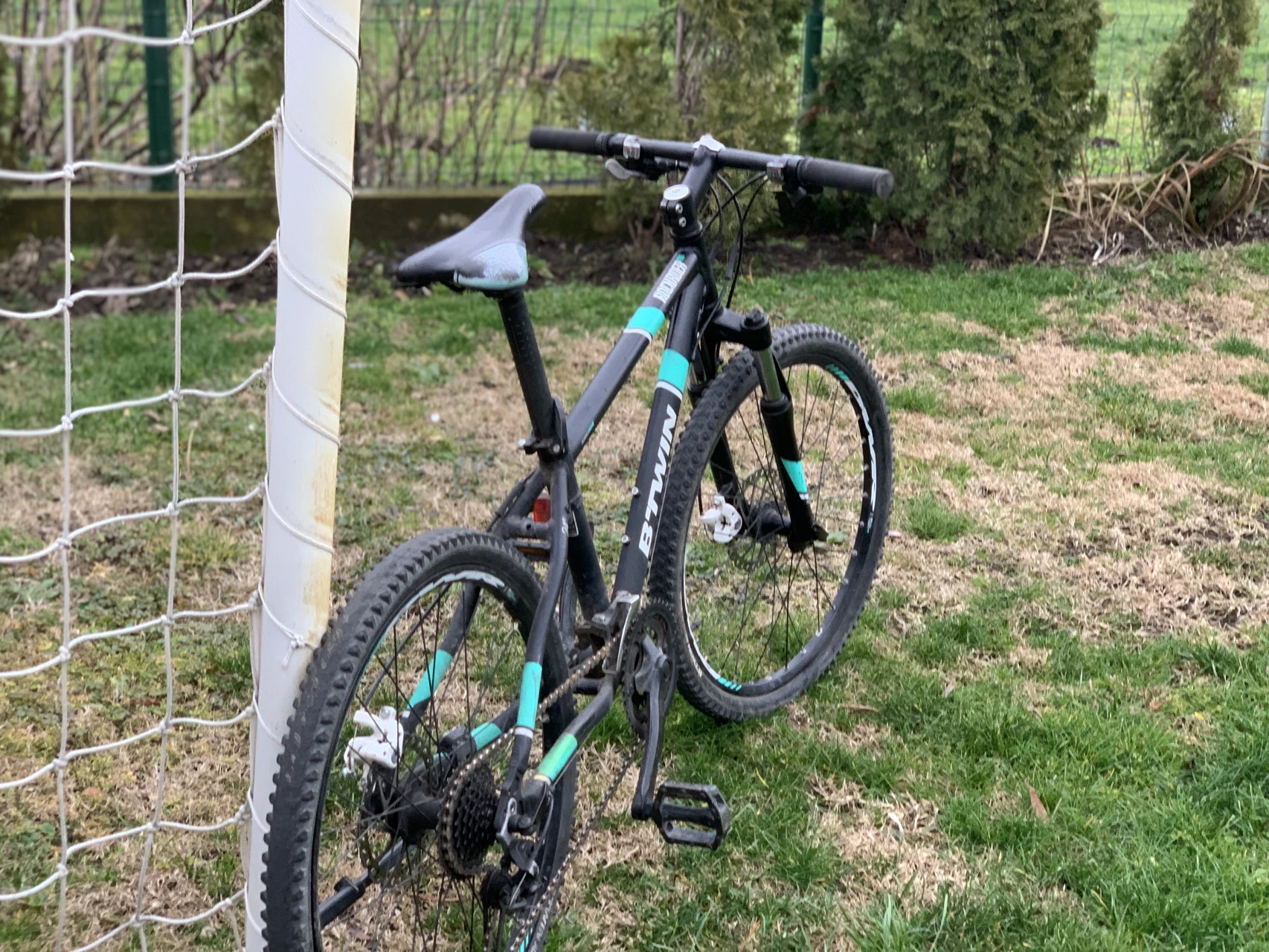 6. Vând bicicletă MTB
