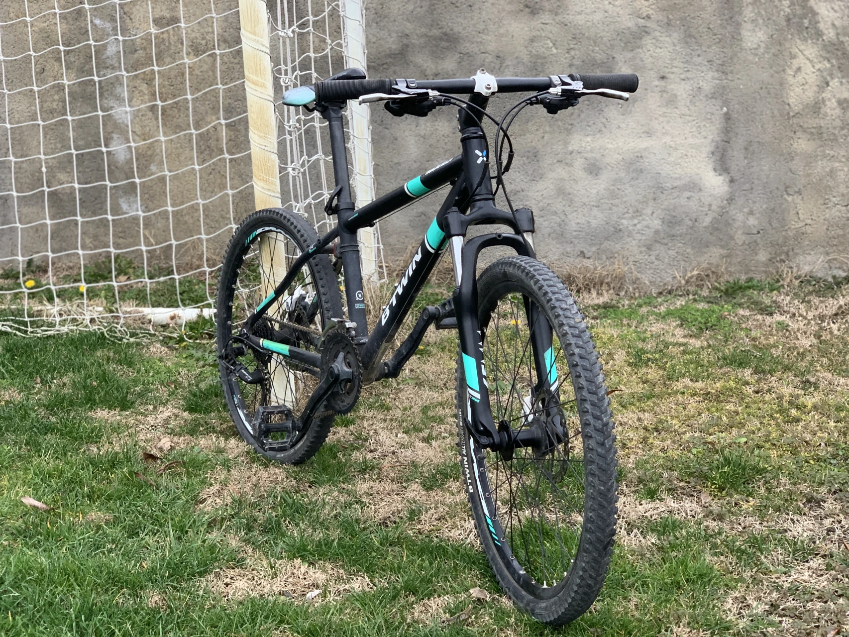 2. Vând bicicletă MTB