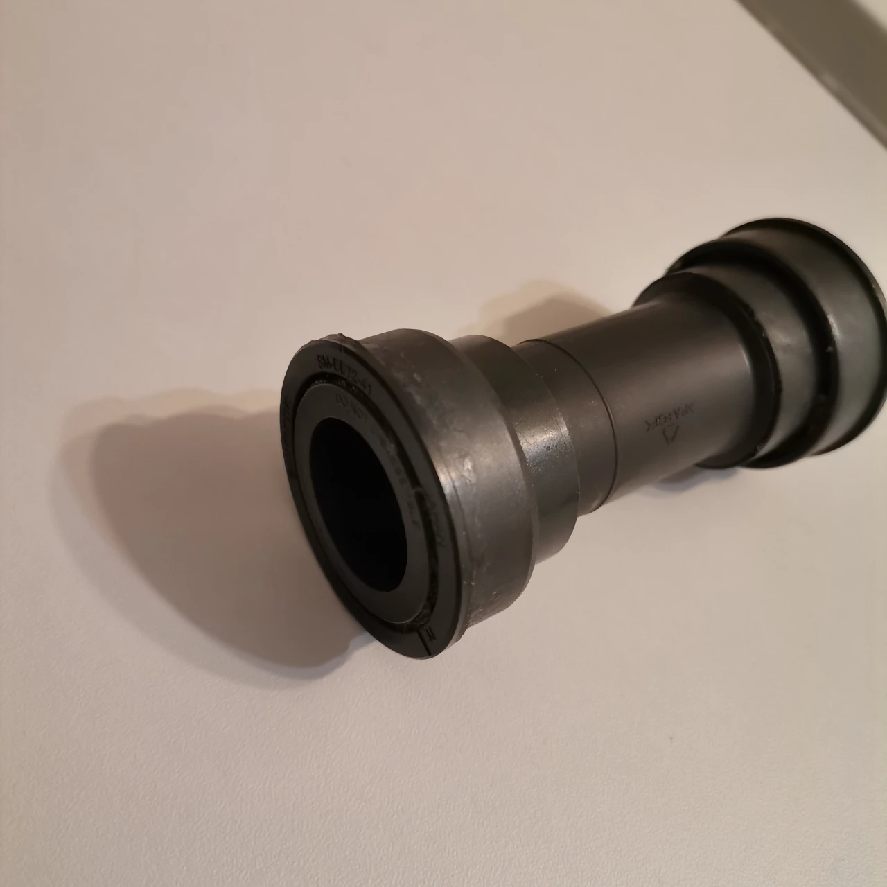 4. BB shimano deore XT clasic ax 24 press fit