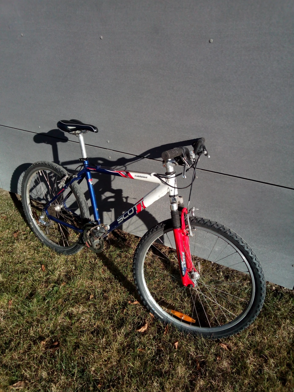 1. Bicicleta Scott Yecora