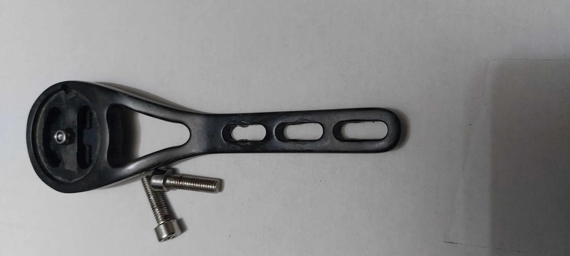 1. Suport ciclomputer compatibil garmin