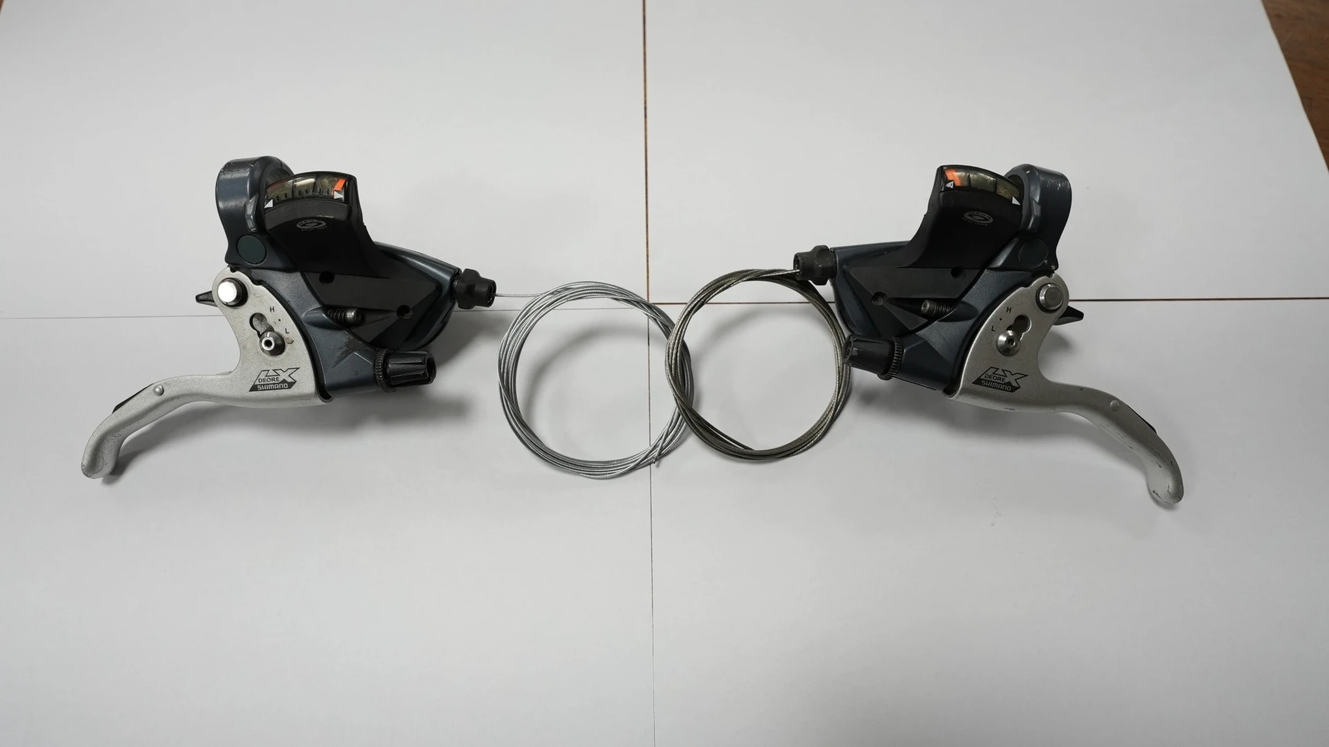 5. Vand manete combo Shimano Lx.