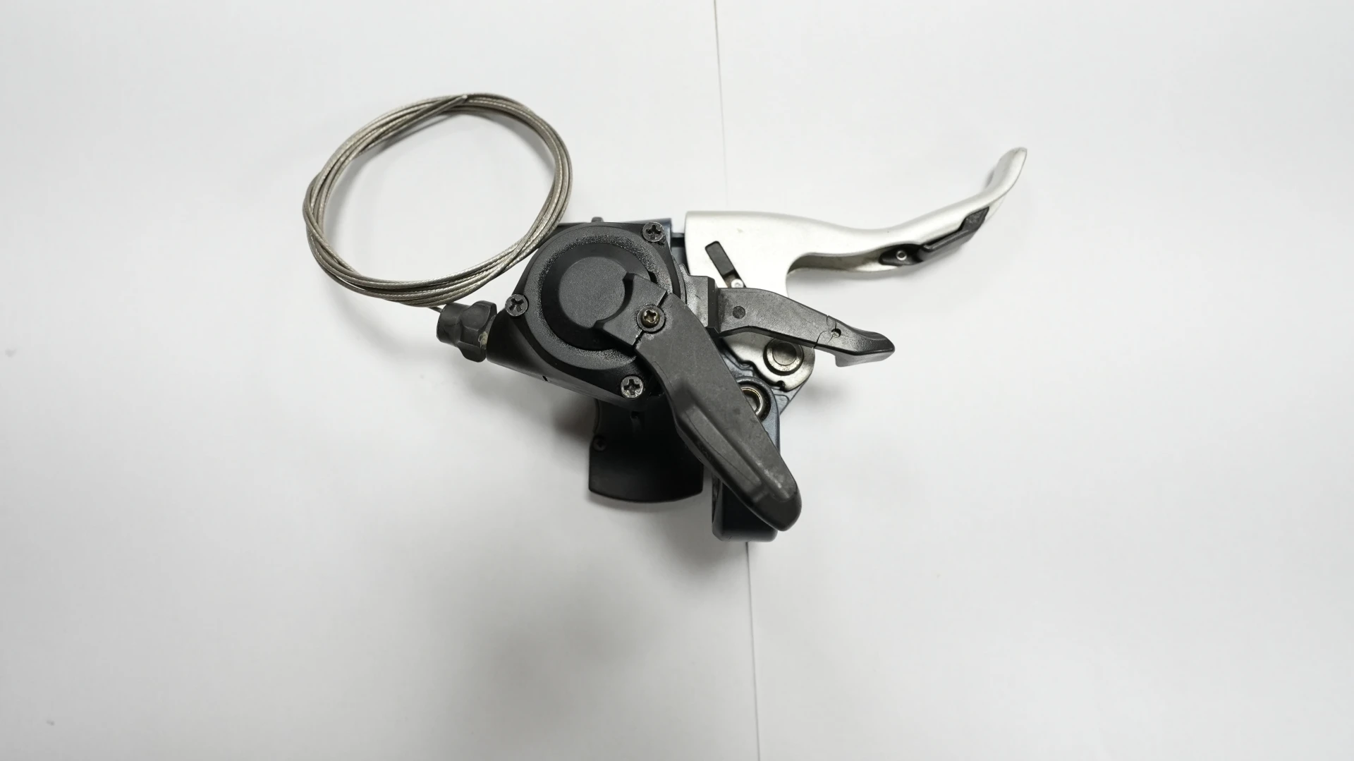 4. Vand manete combo Shimano Lx.