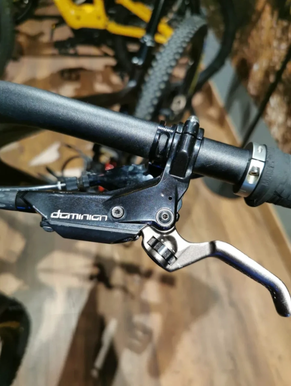 3. Specialized enduro comp 2023