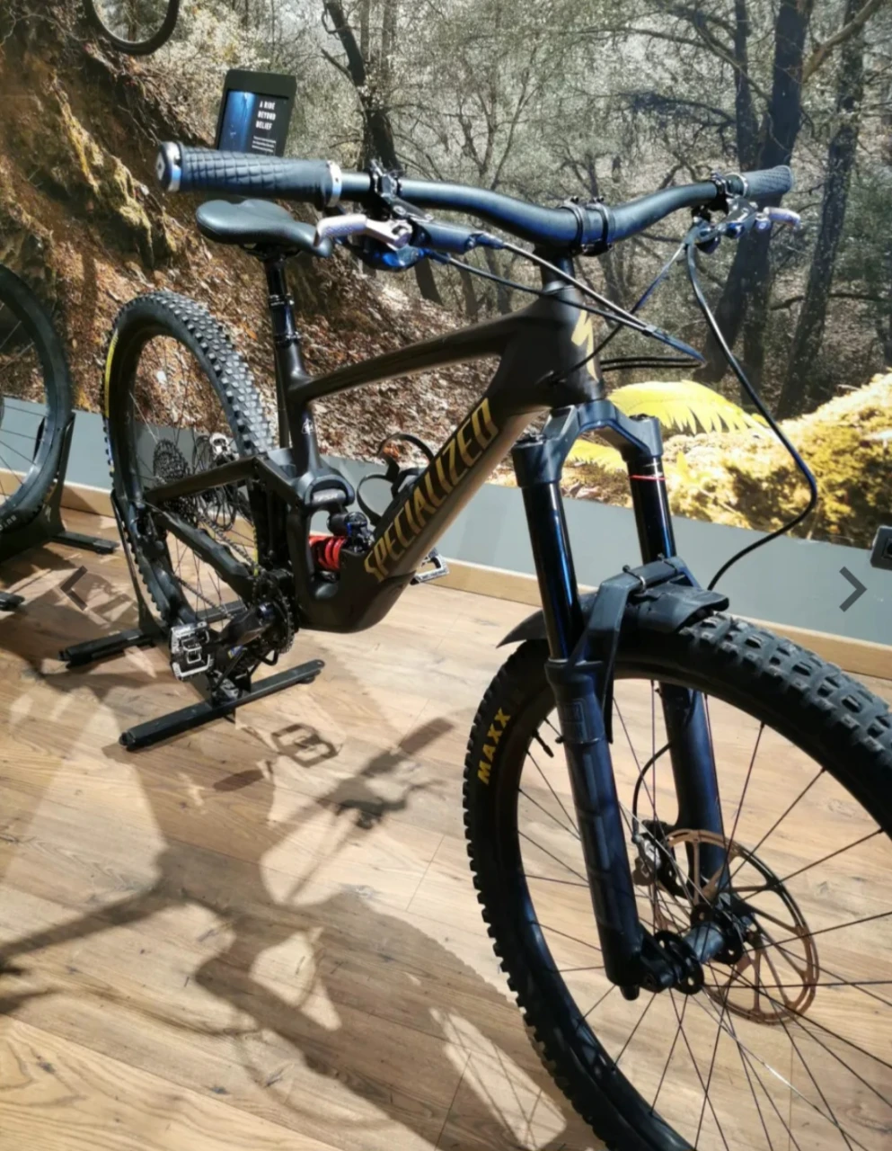 2. Specialized enduro comp 2023