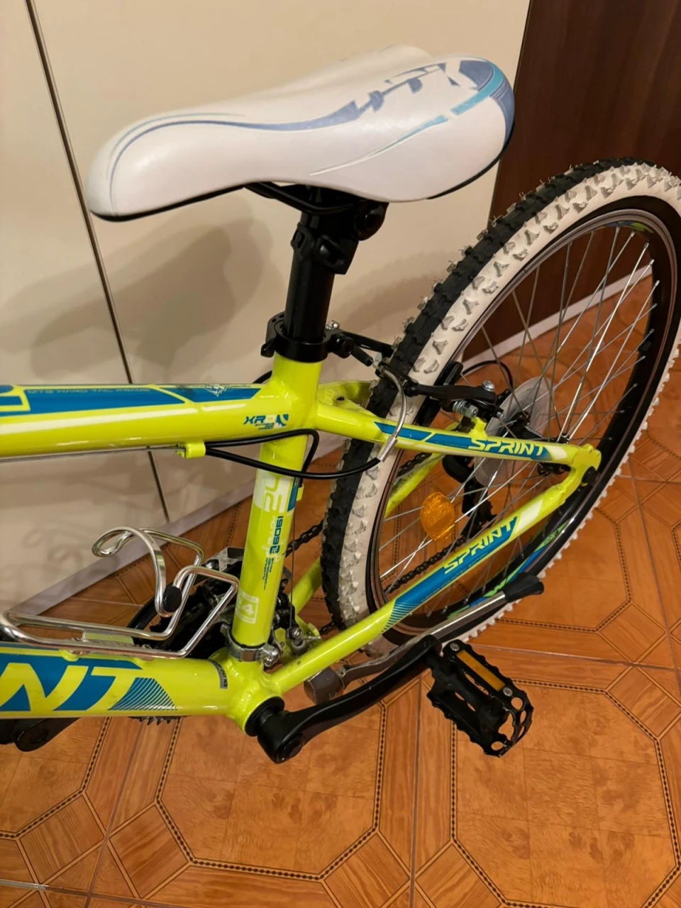 4. Bicicleta Sprint Apolon 24 2017