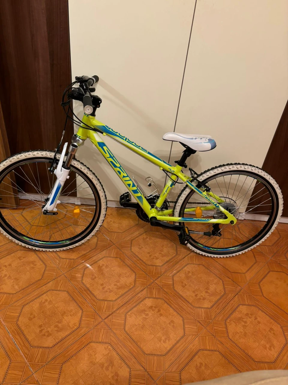 1. Bicicleta Sprint Apolon 24 2017