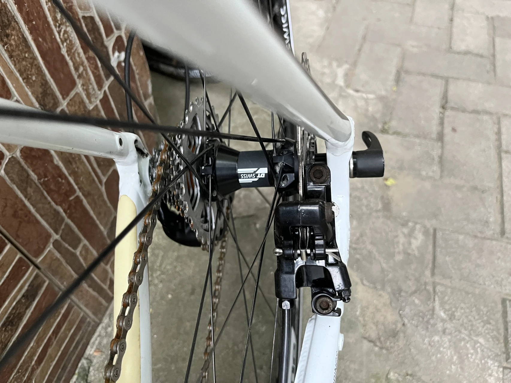 1. Rose road bike