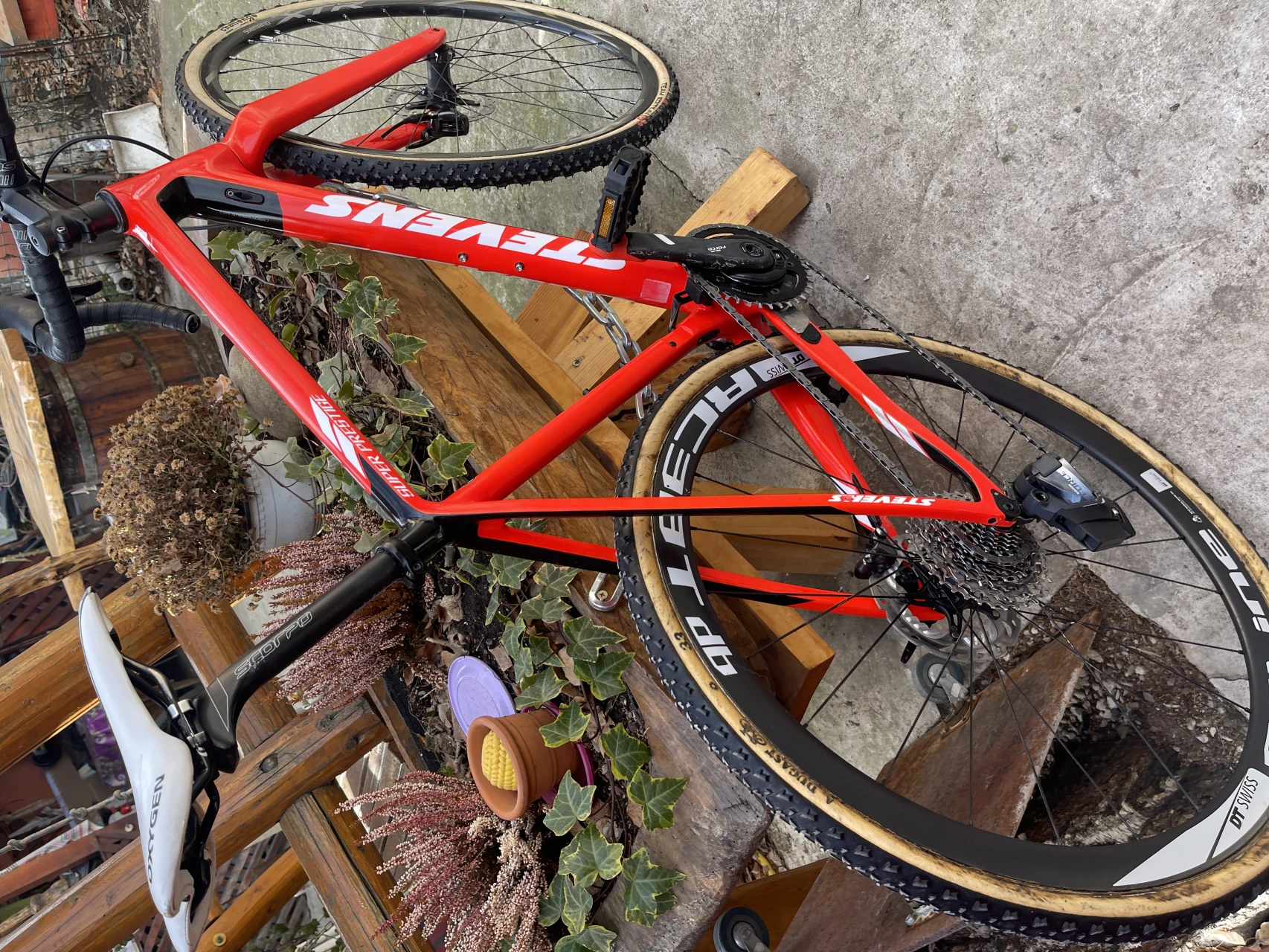 5. Stevens super prestige sram AXS 12 V