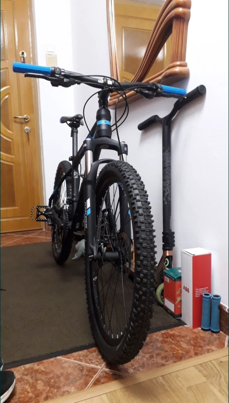 6. Bicicleta Kross Level MTB