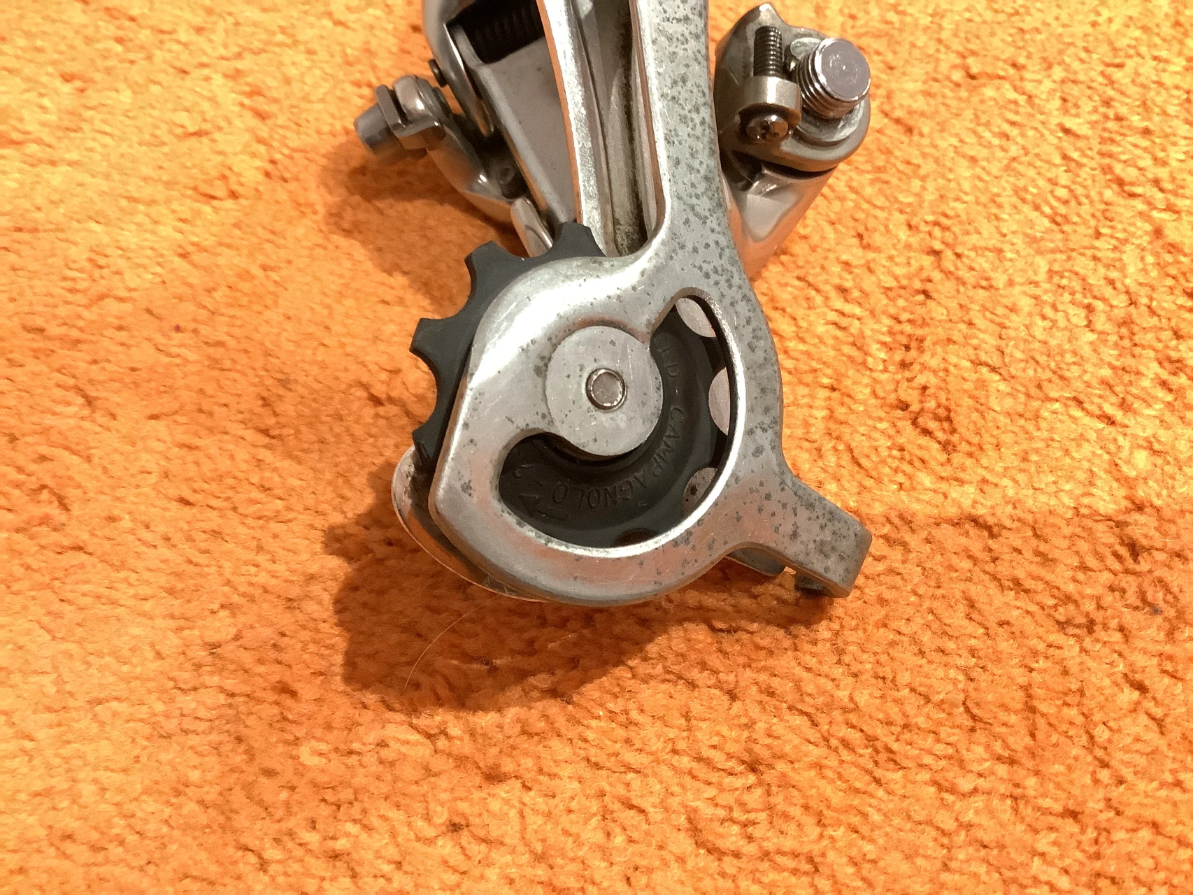 1. Deraior Campagnolo Veloce 9-10 REZERVAT B.