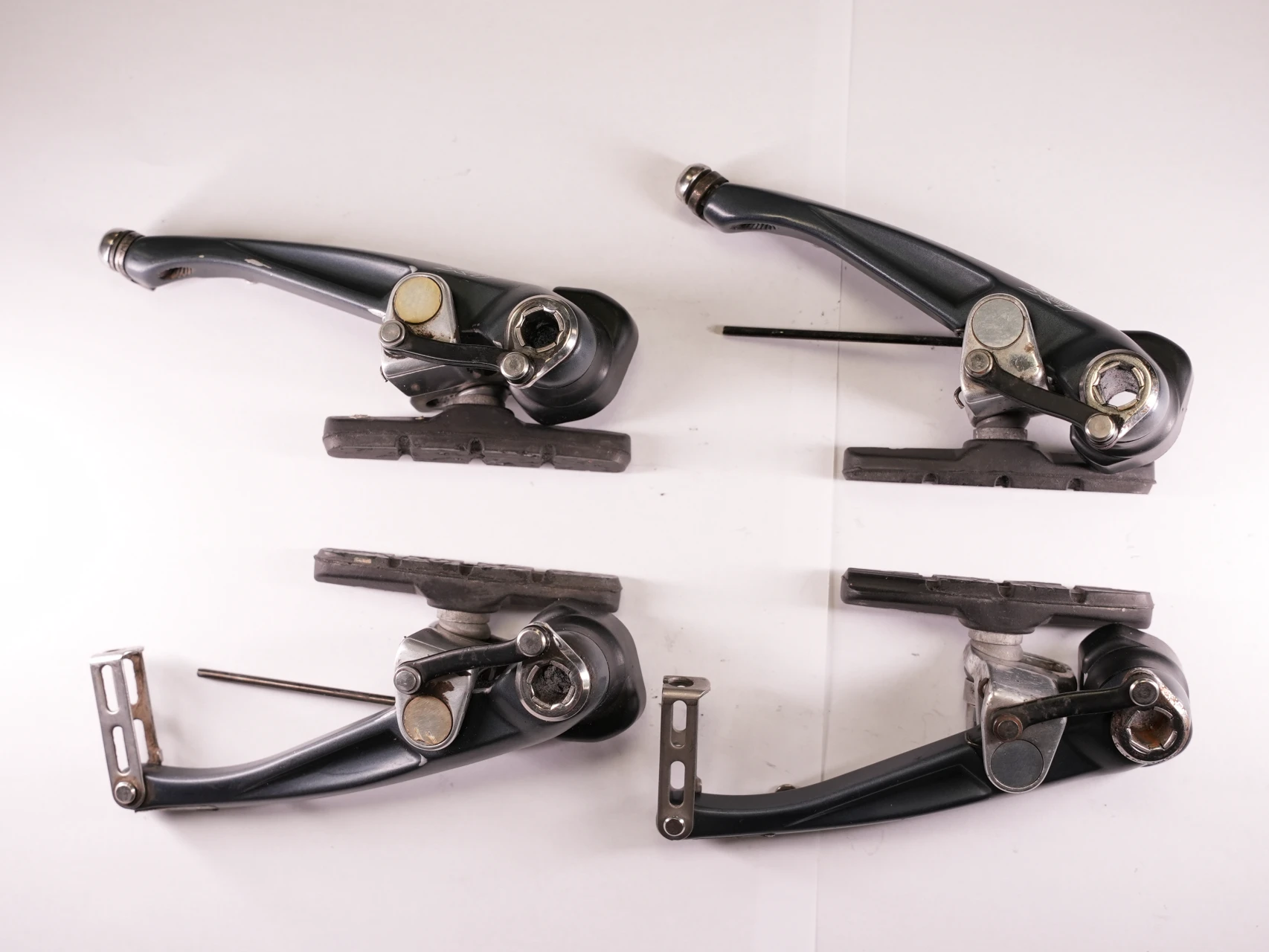 6. Clesti frana LX paralelogram.