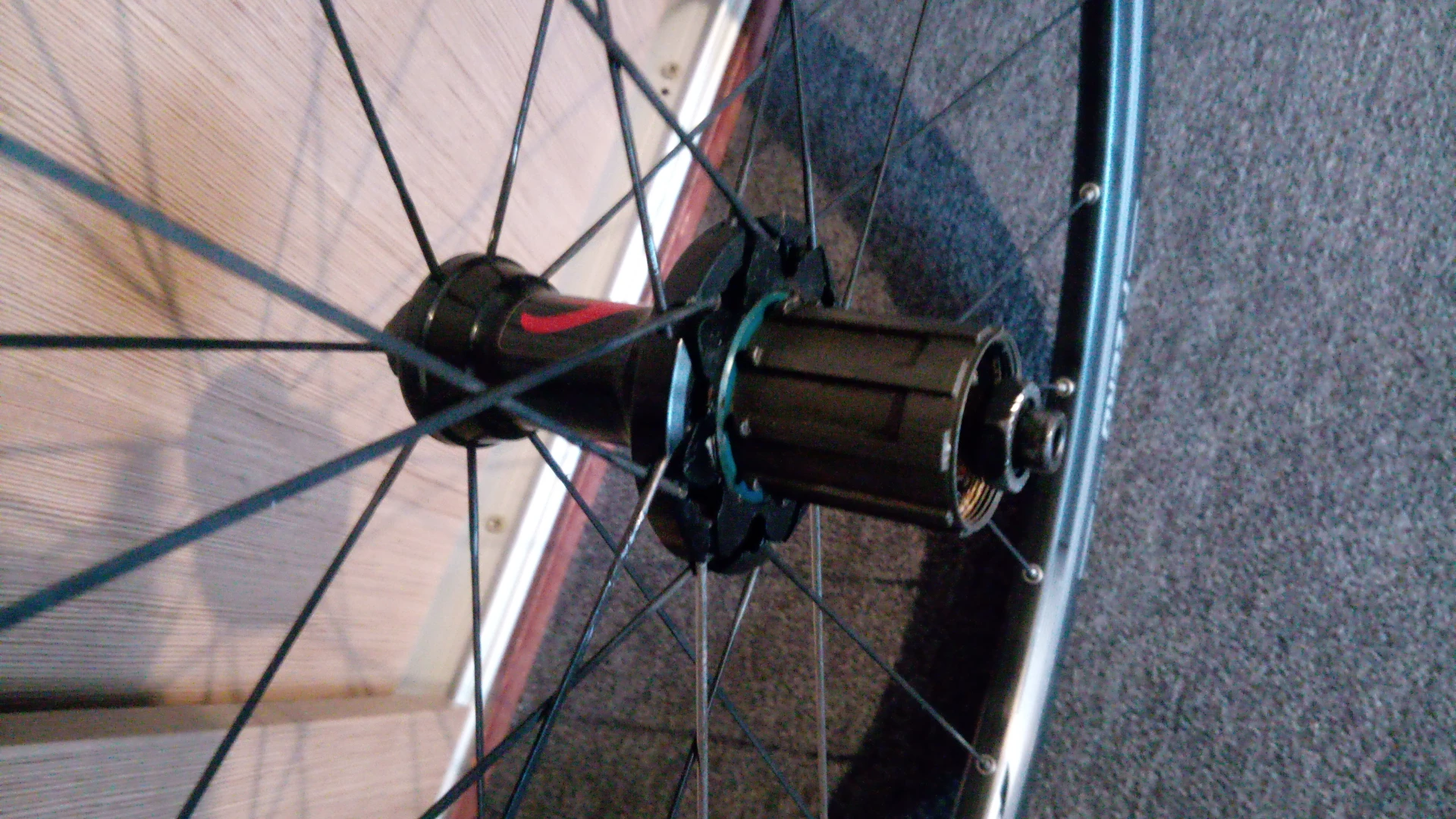 1. Roti Fulcrum Racing 5 folosite putin, ca noi