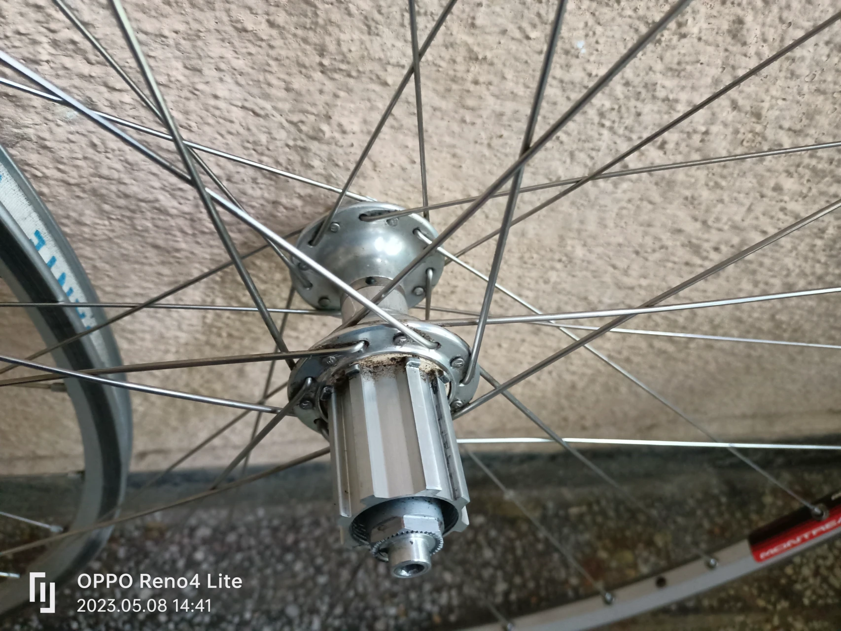 2. Roți campagnolo Montreal