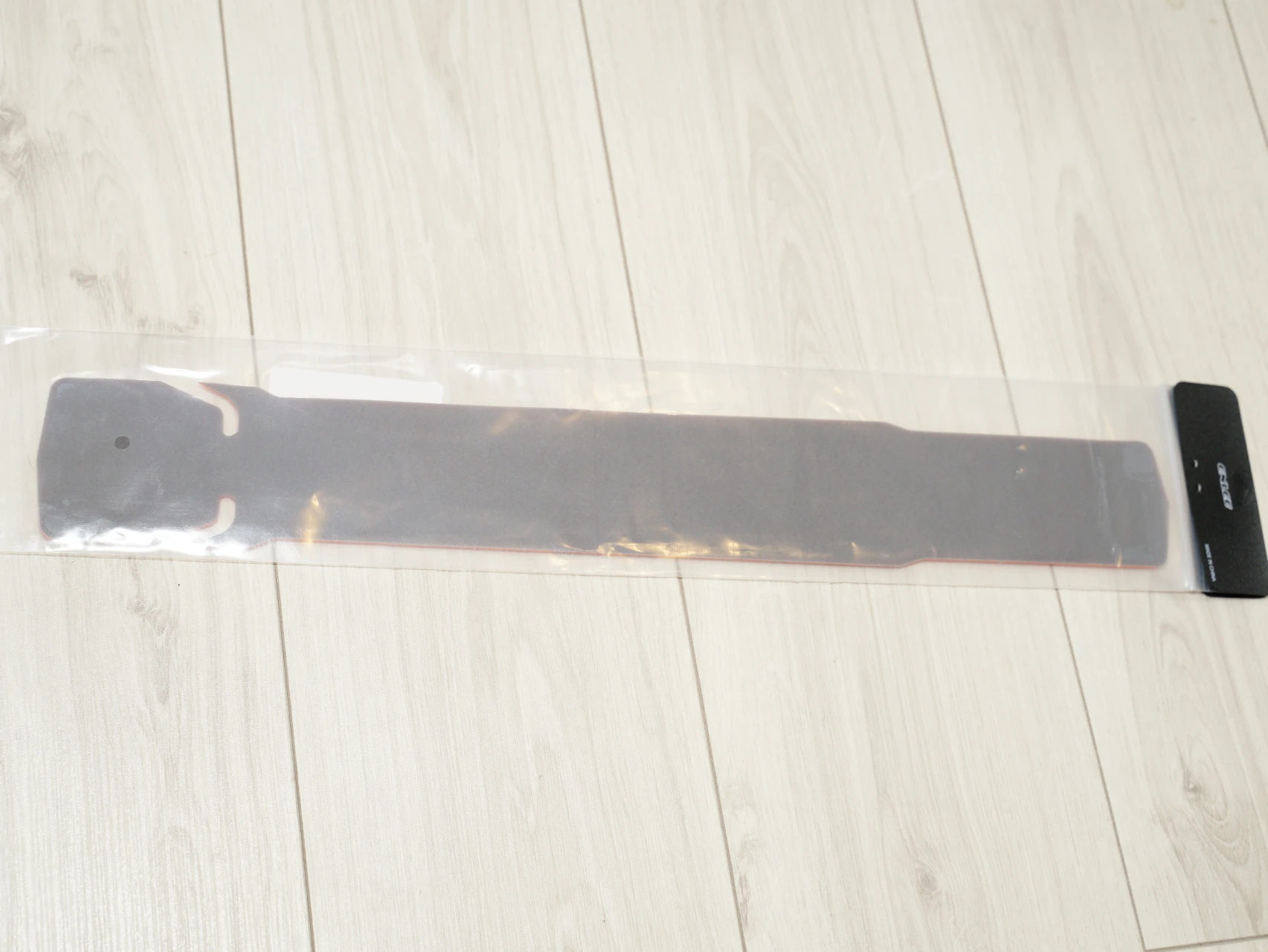 1. *NOI* Protectie sticker cover cauciuc downtube