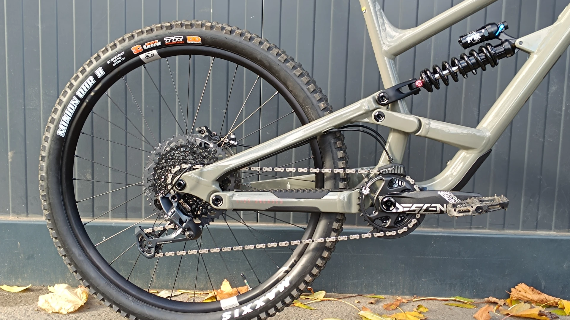 1. YT Capra Uncaged 10 MX, Al size XL model 2023
