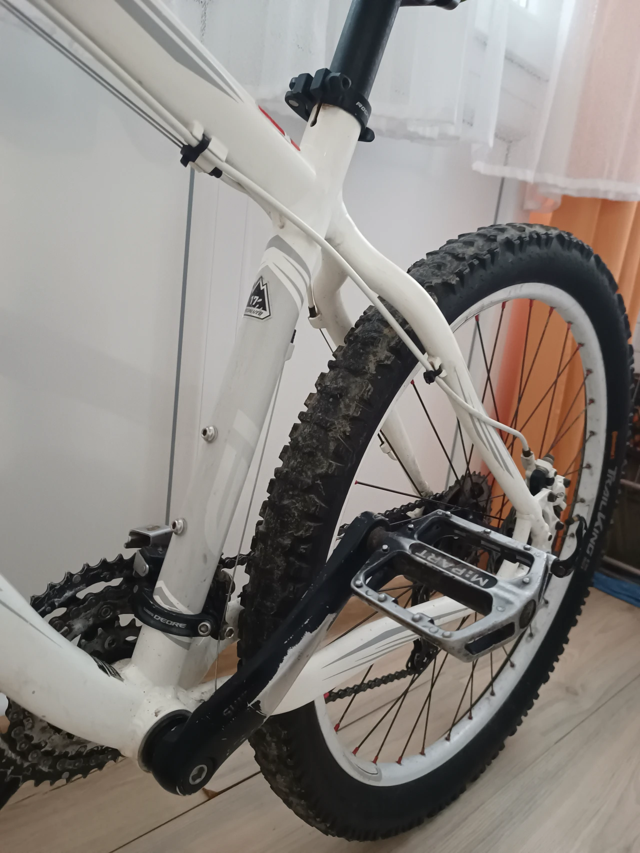 1. Specialized rockhopper 26