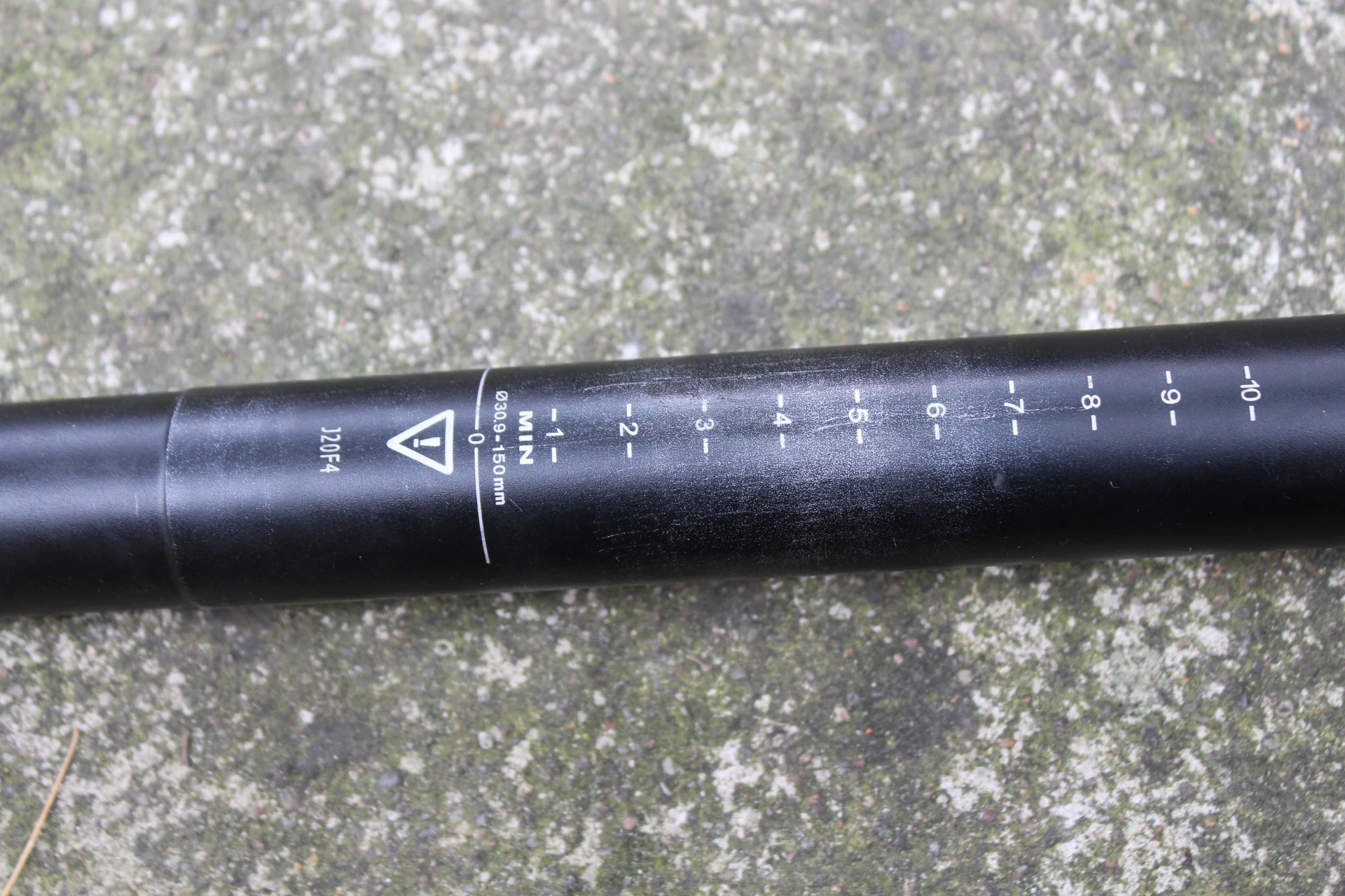 1. Canyon Iridium G5 Dropper Post 30.9x150mm