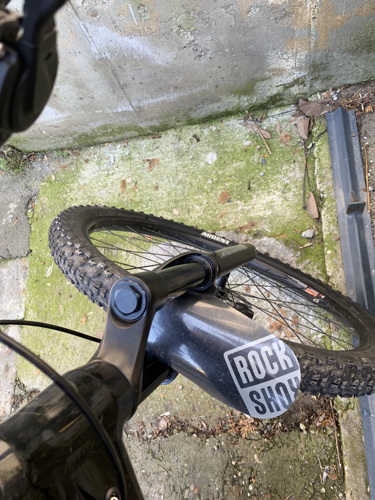 6. BICICLETA CANNONDALE HABIT