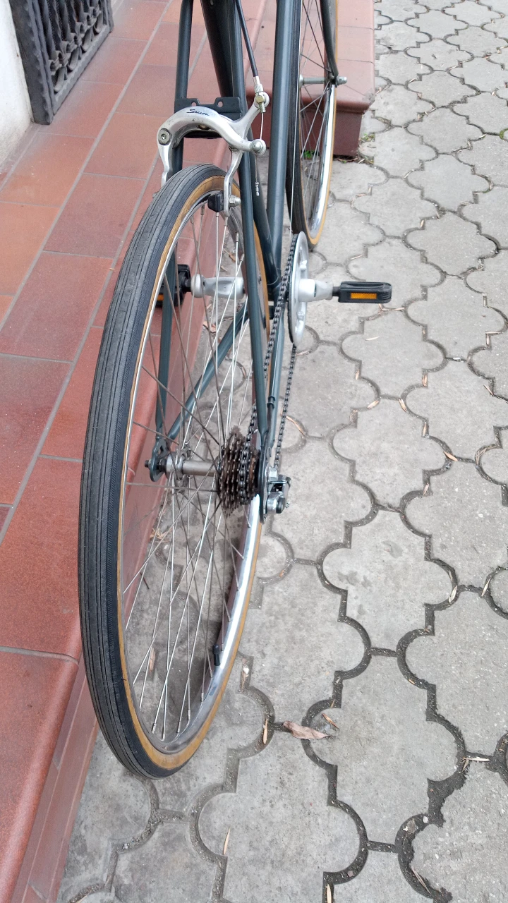 1. Clasica gudereit bărbat