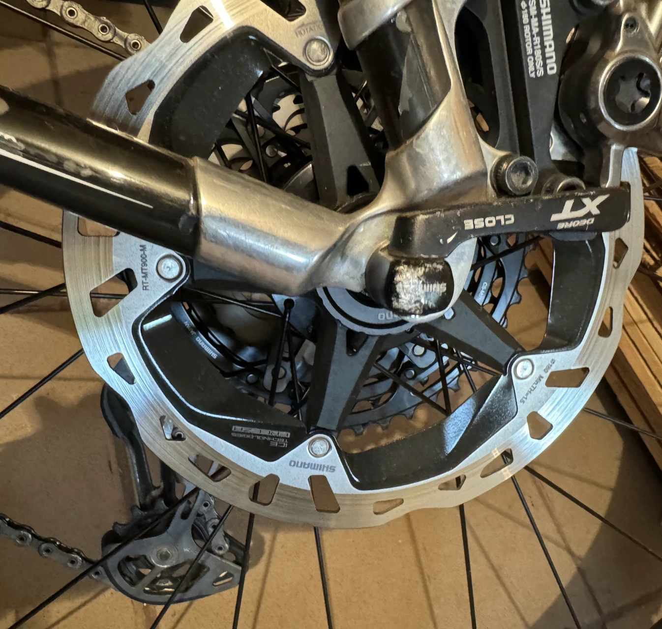 1. Discuri frana Shimano MT900 de 180 1Set 2buc