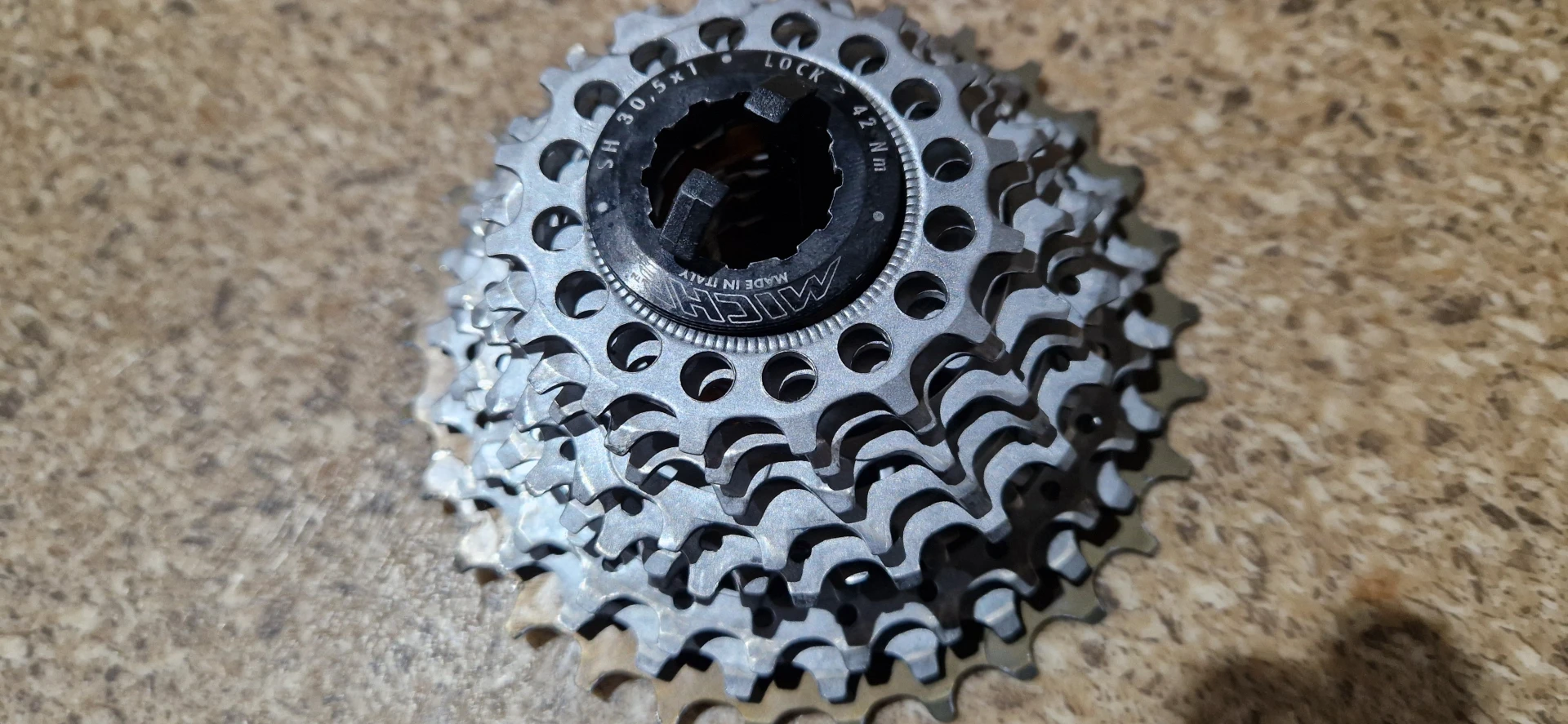 3. MICHE LIGHT PRIMATO SHIMANO 11-SPEED CASSETTE