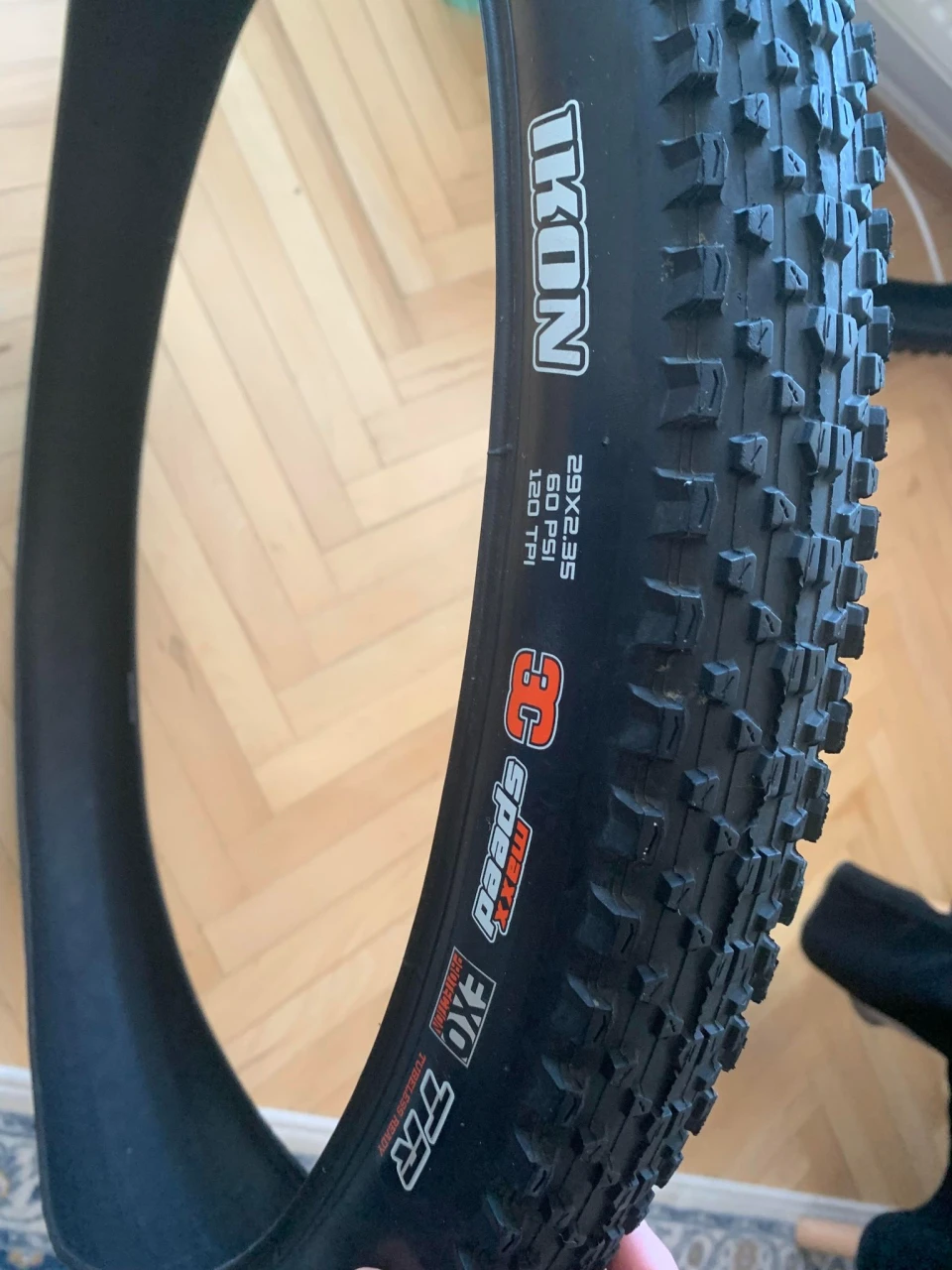 1. Vînd anvelope Maxxis Icon 29x2.35
