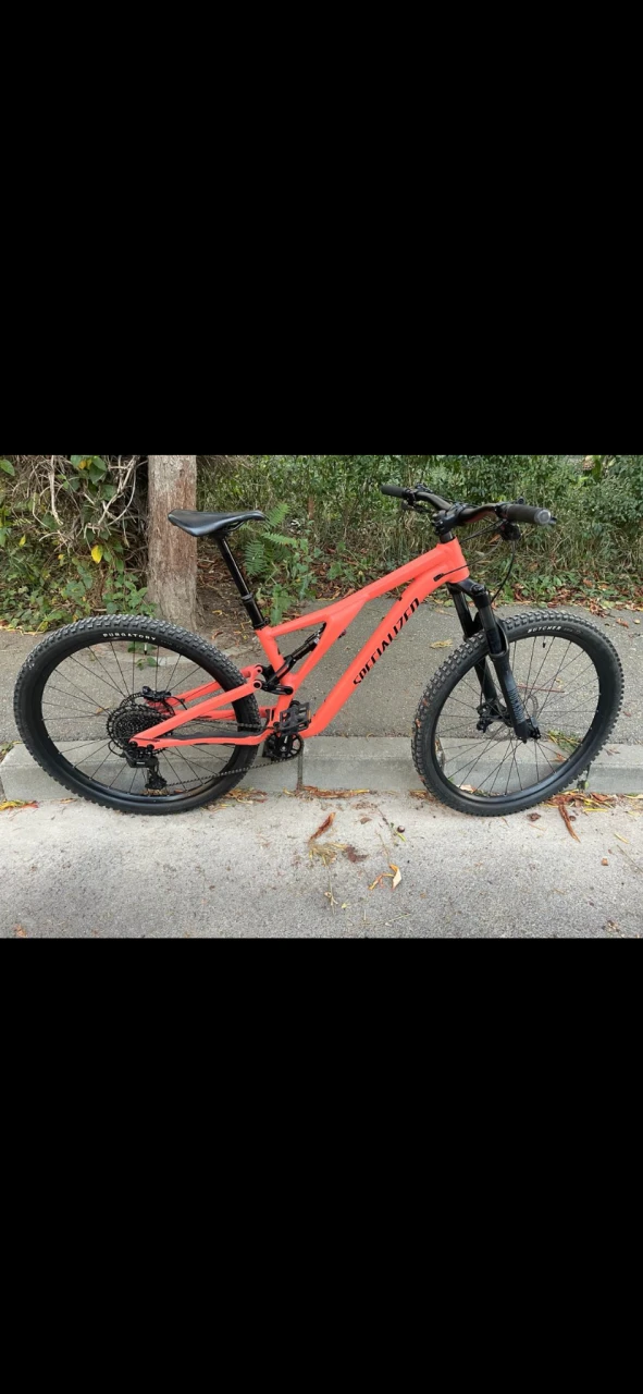 7. Bicicleta specialized stunjumper 2021