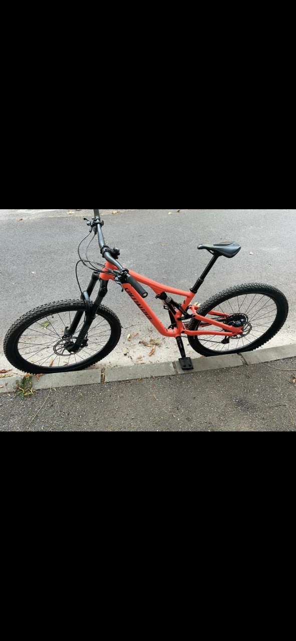 4. Bicicleta specialized stunjumper 2021