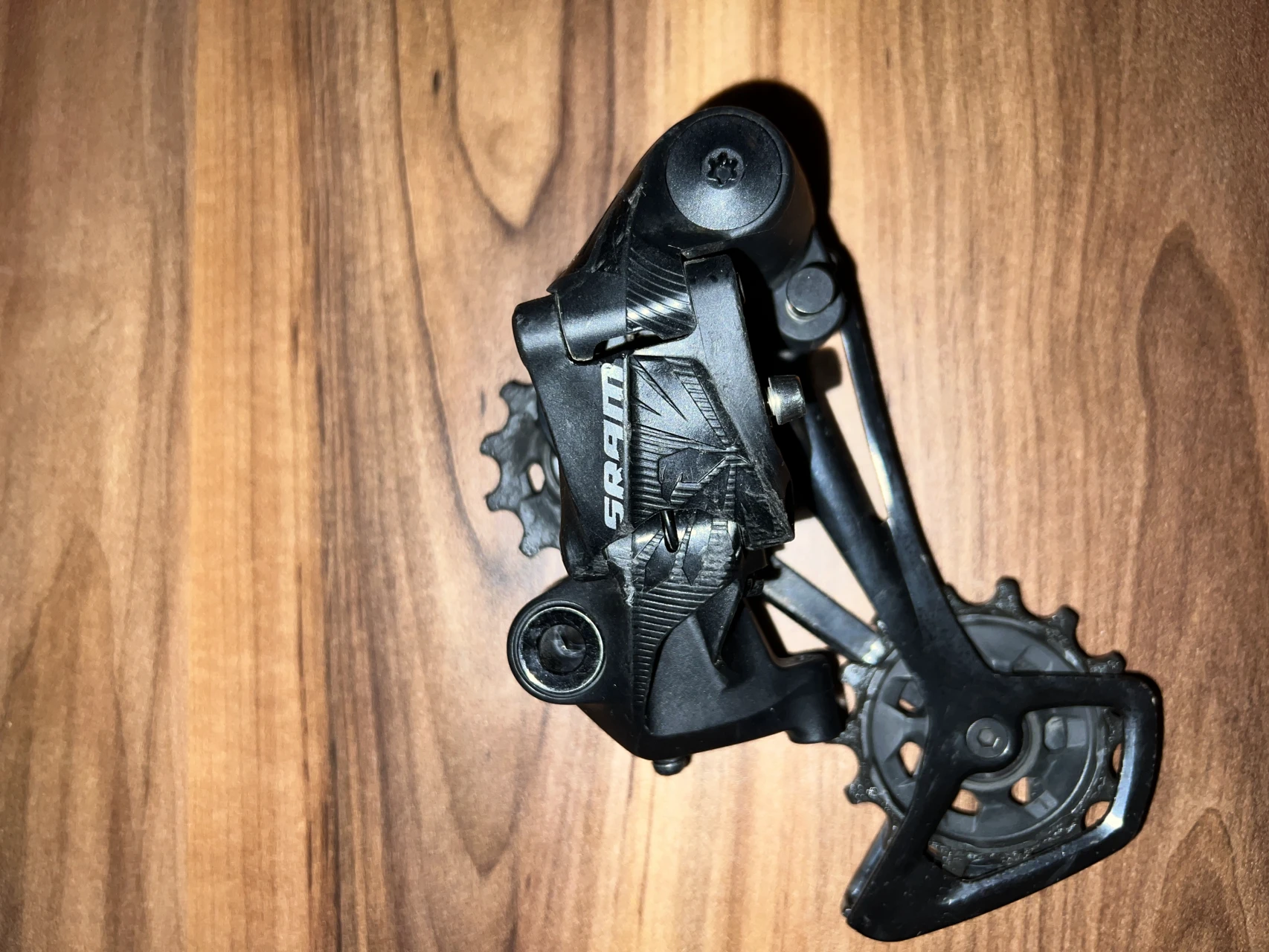 4. Schimbător SRAM SX EAGLE+manetă