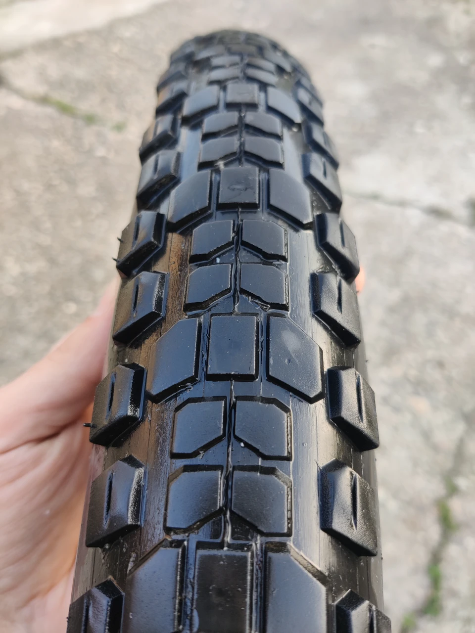 1. Anvelopa / cauciuc Schwalbe Johnny Watts 27.5 x 2. 6