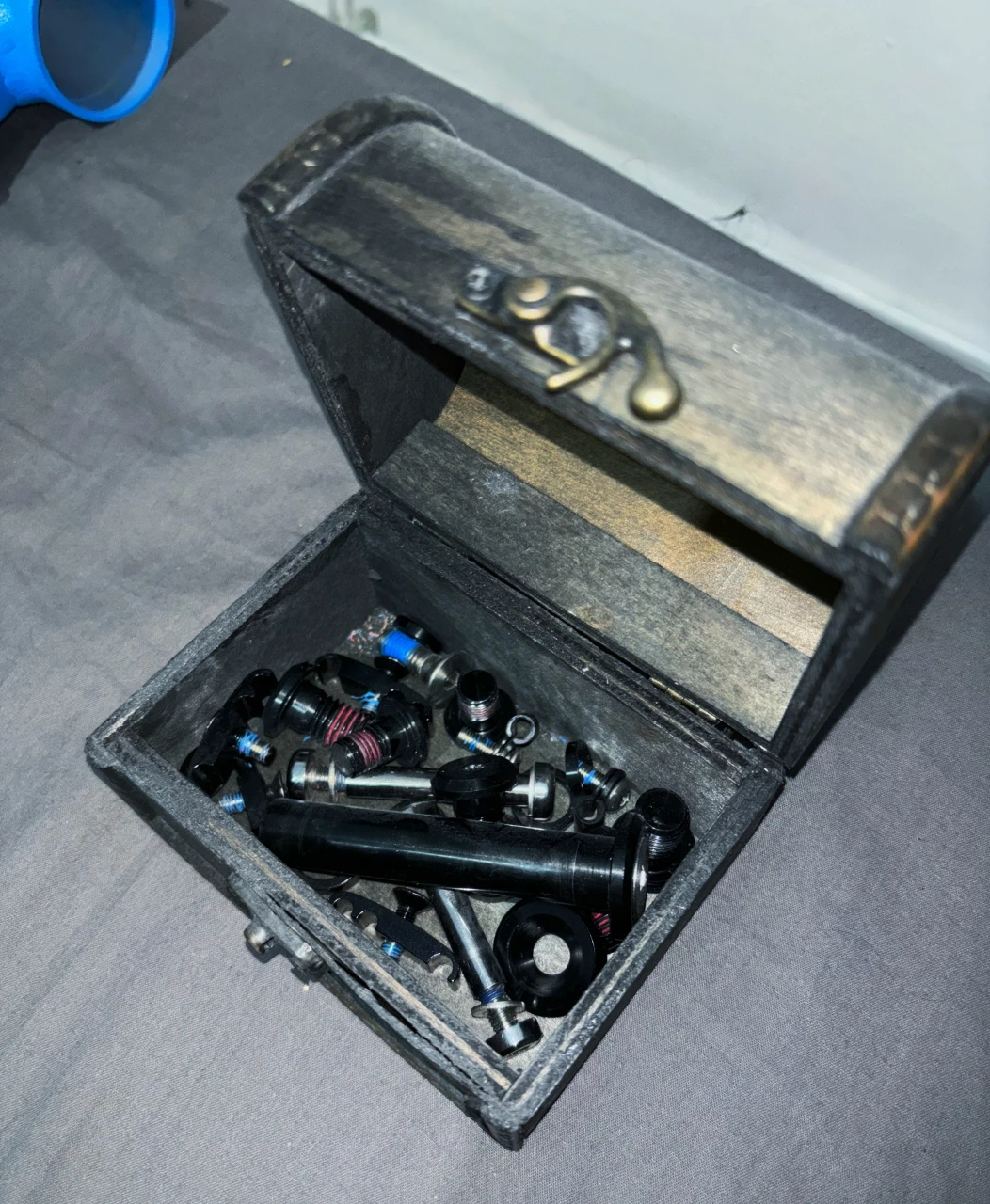 2. Cadru XC100S