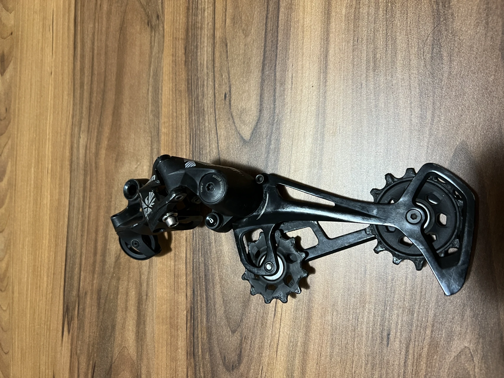 4. Schimbător SRAM NX EAGLE+manetă