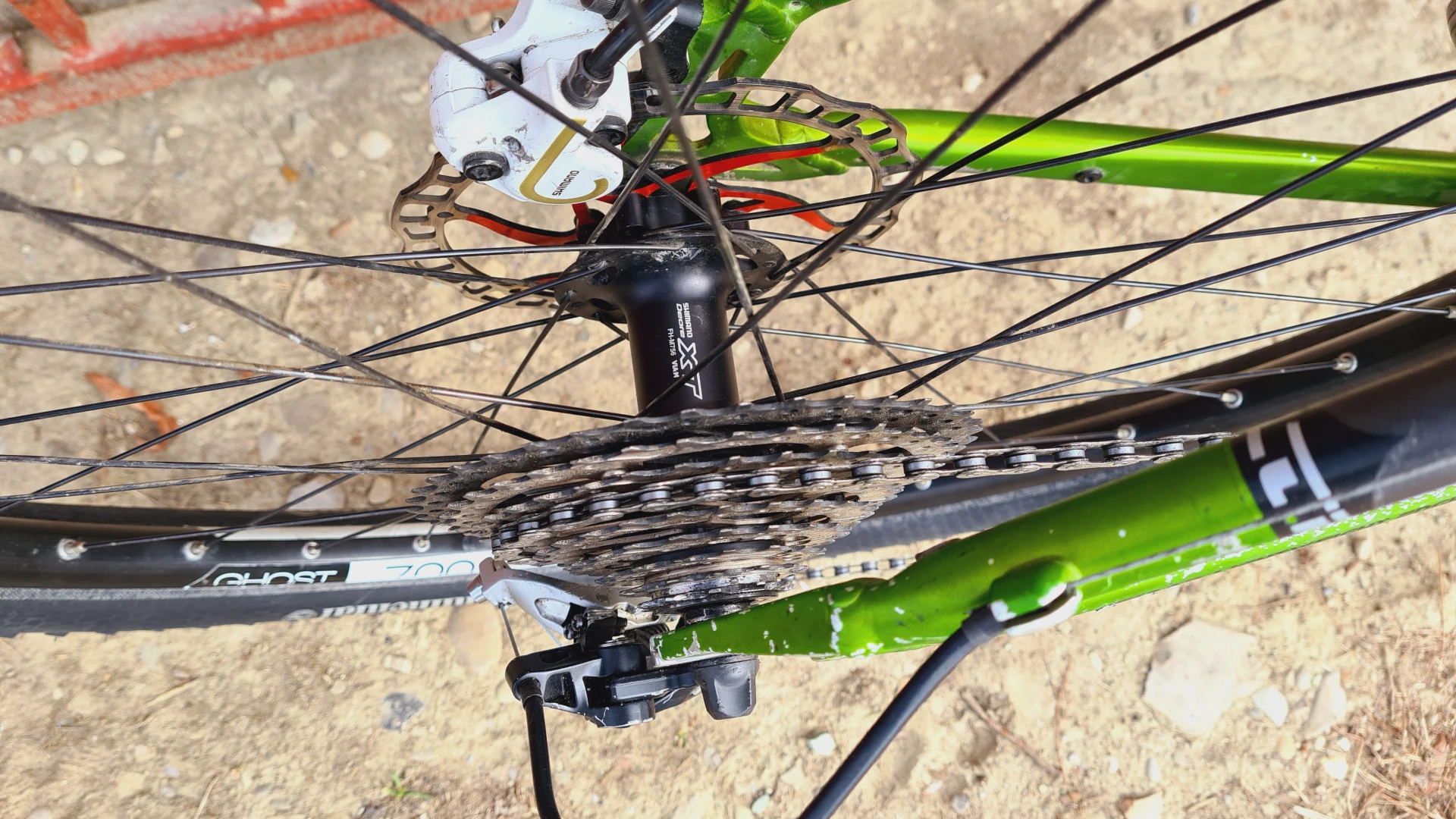 1. Vând Focus mtb 26, frâne hidraulice, furca rockshox