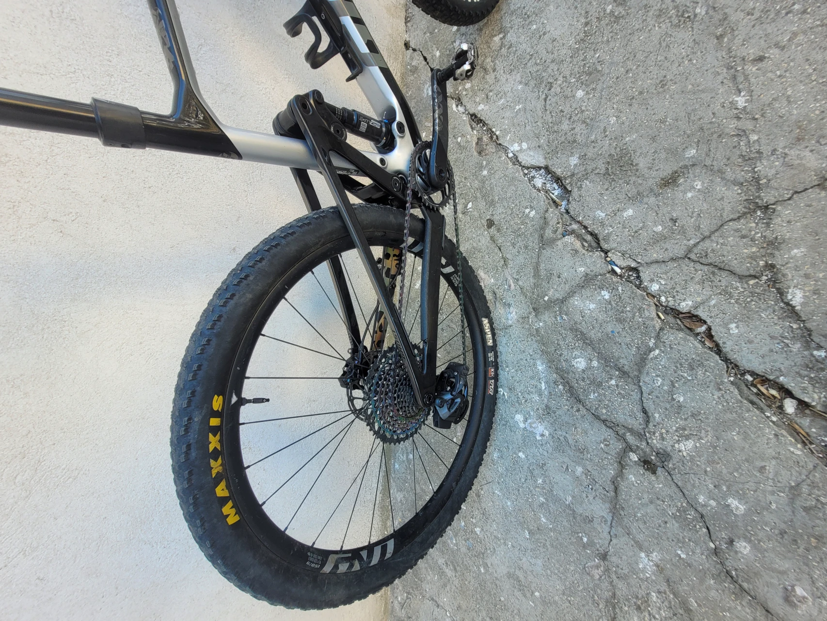 2. Ghost lector fs world cup (Nu scott,merida,cube,canyon,orbea,specialized)