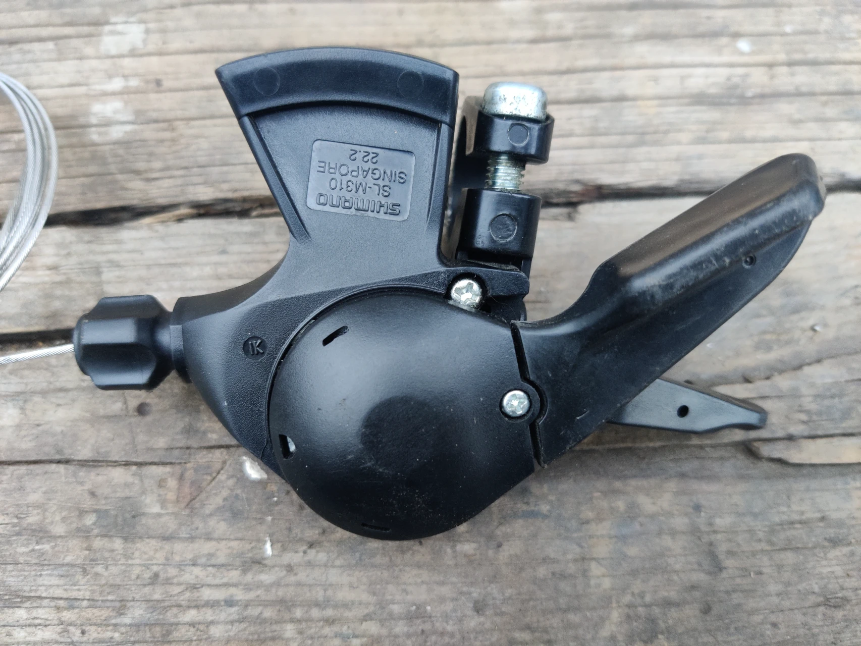 1. Maneta shimbator / shifter spate Shimano Acera 8v.