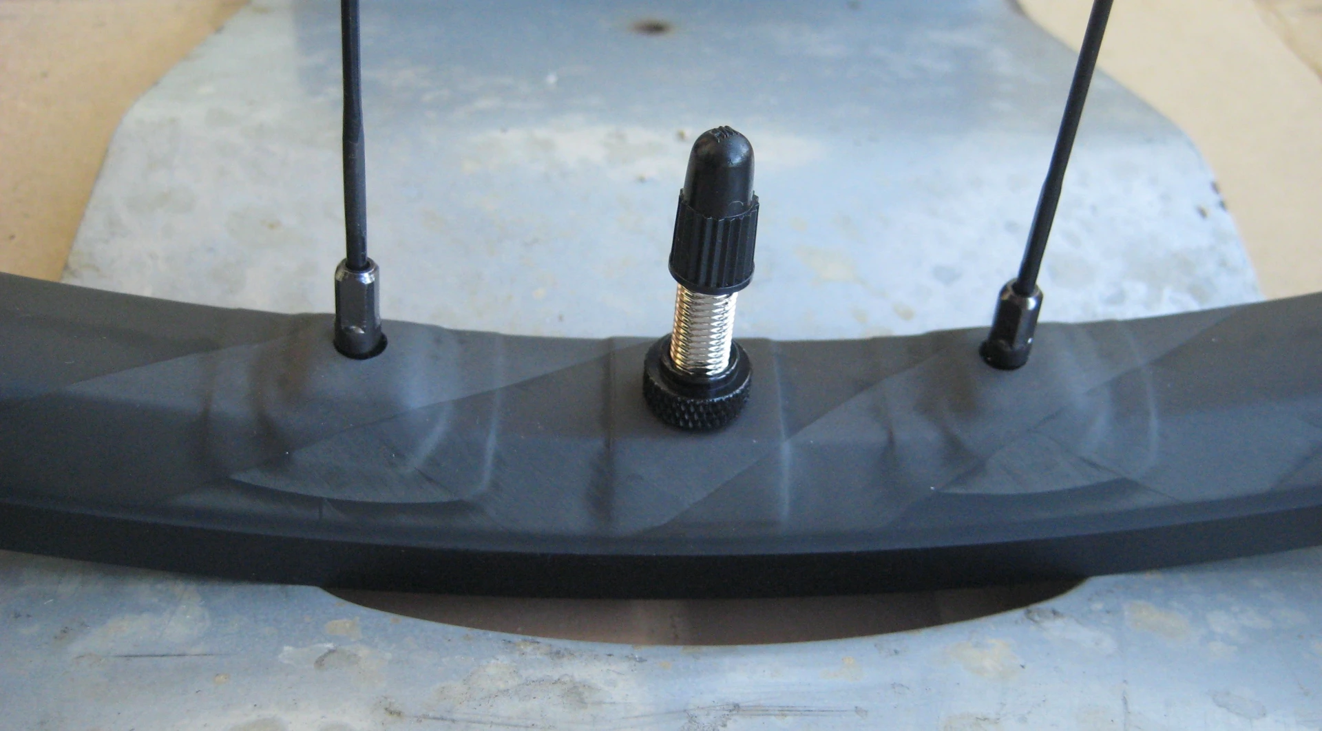 1. Roata fata MTB 29" Shimano XTR, noua