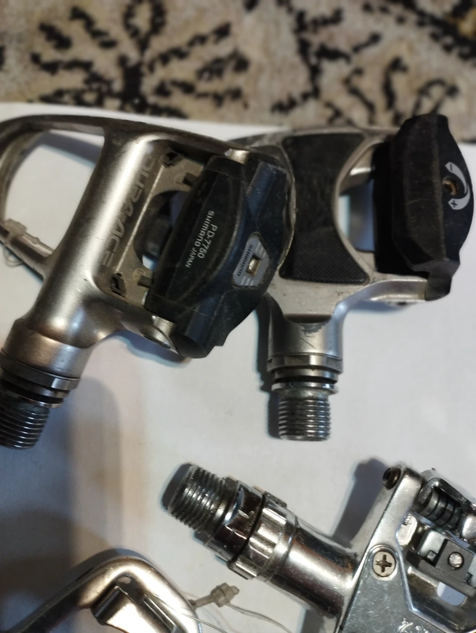 5. Pedale Dura - Ace, Wellgo wpd m9, R2