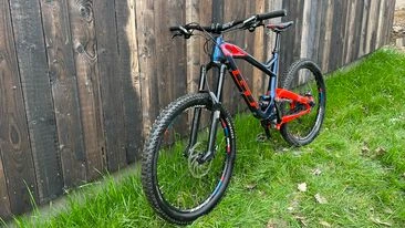 5. Vând bicicletă enduro GT FORCE EXPERT, măsura L, carbon, 27.5 dimensiune roată,