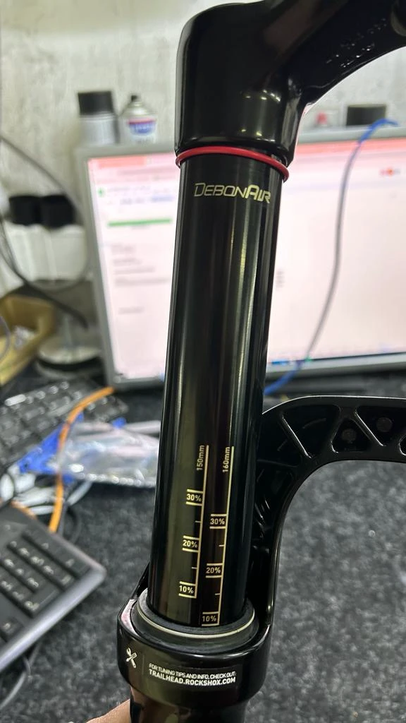 1. RockShox LYRIK 29"