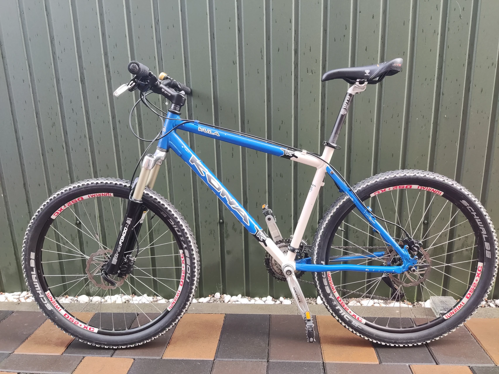 7. Kona Kula, furca Marzocchi, XT, Race Face, 19"