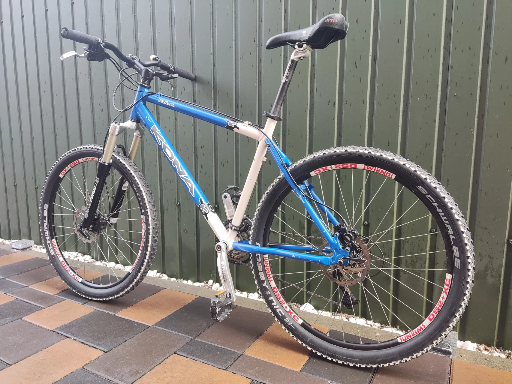 5. Kona Kula, furca Marzocchi, XT, Race Face, 19"