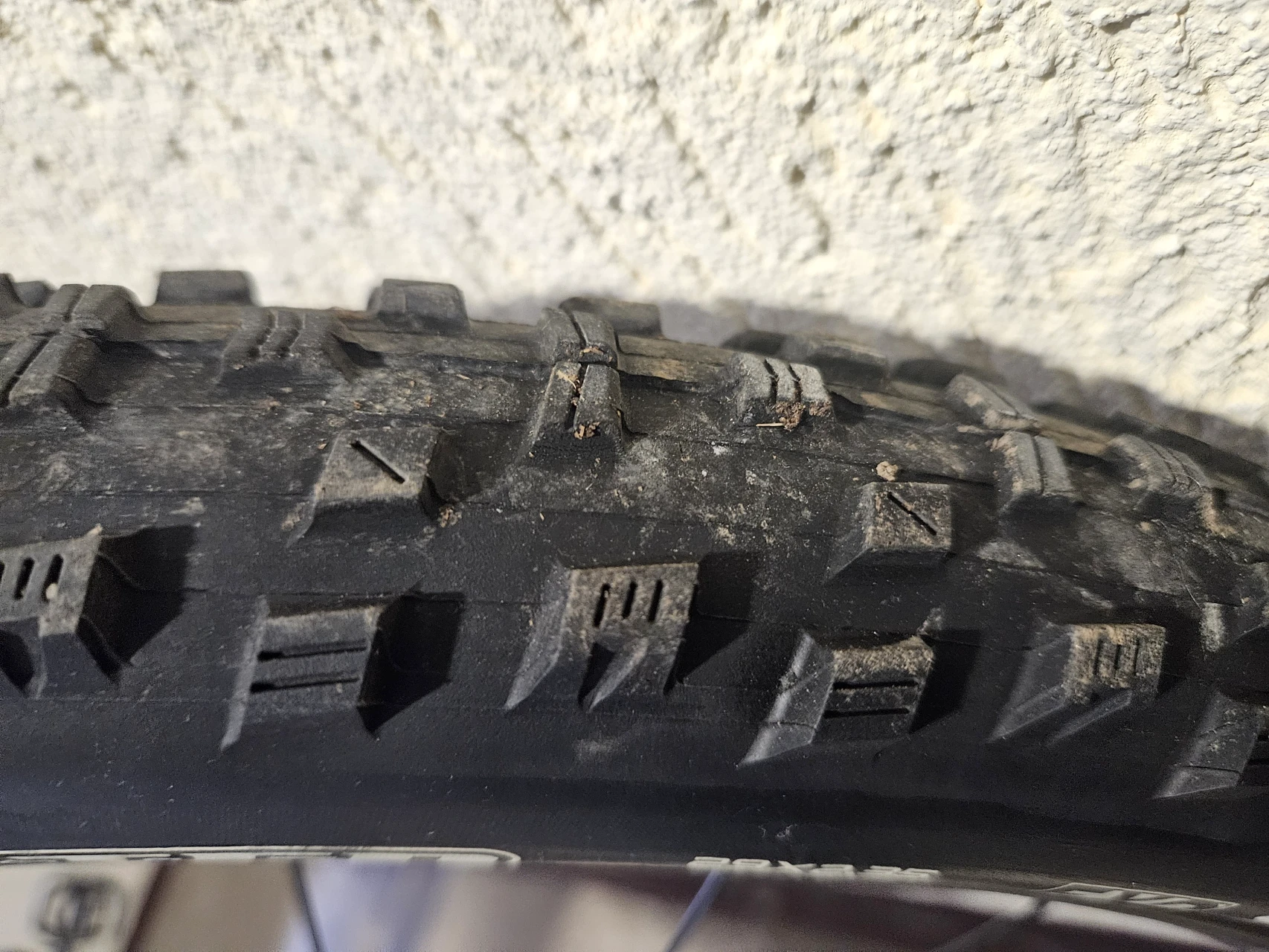 5. Maxxis Forekaster TR EXO Dual 120 | 29 x 2.35 inch