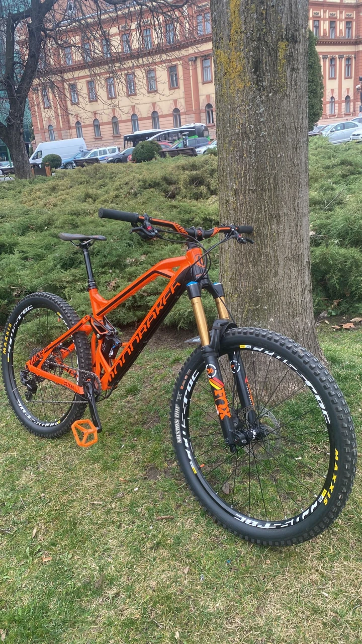 4. Mondraker Dune RR FOX Kashima Enduro