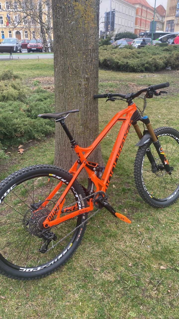 1. Mondraker Dune RR FOX Kashima Enduro