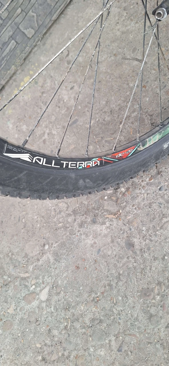 4. Vand sau schimb bicicleta gt avalanche comp 2018